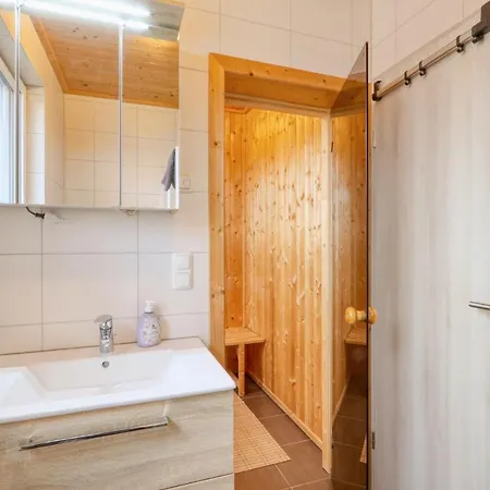 Ferienhaus 30 *